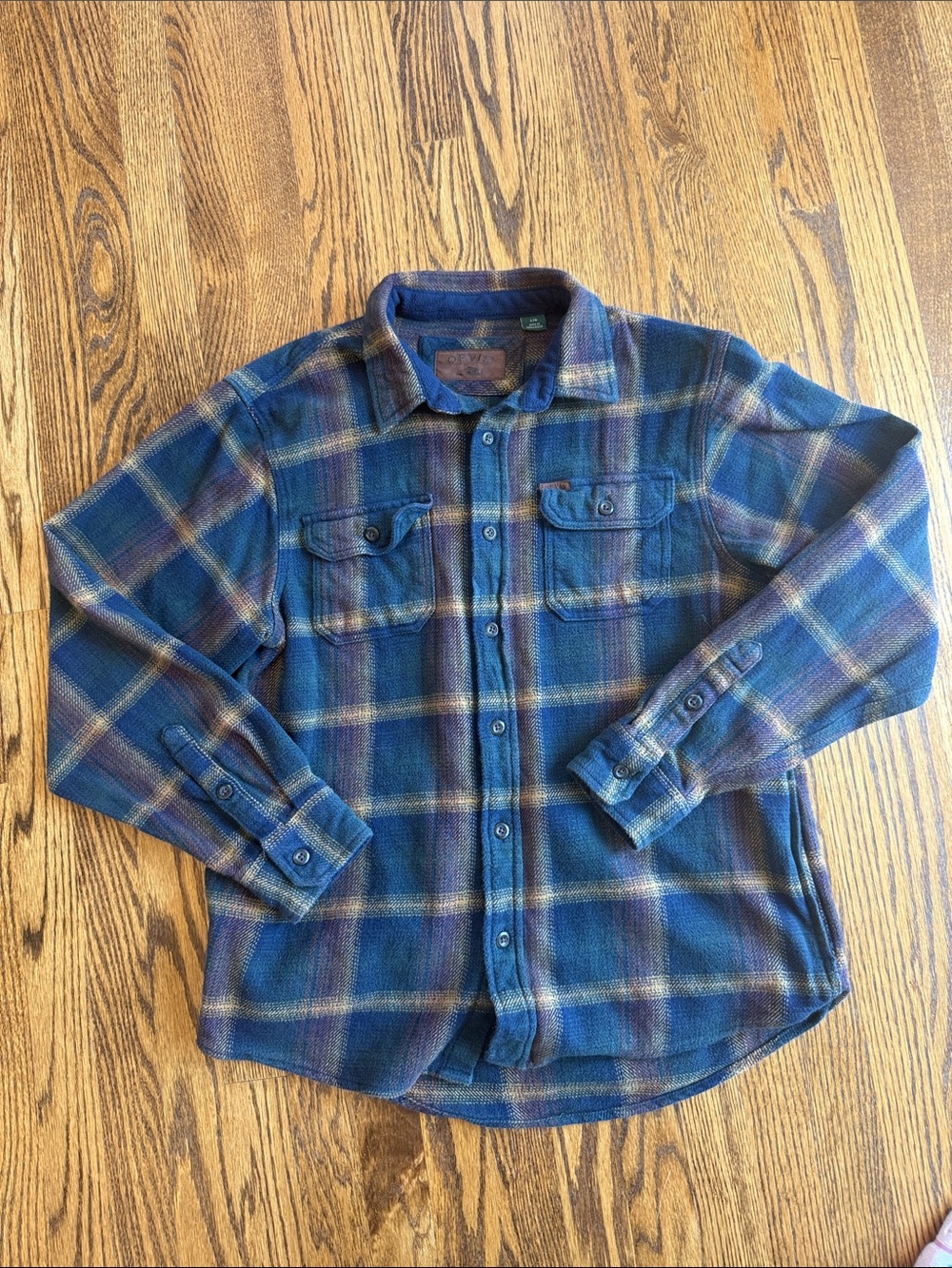 Orvis Thick Blue Plaid Button-Up Shirt with pockets L
